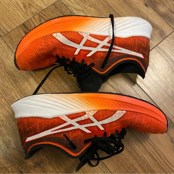 ASICS Magic Speed Red Running Shoes - Picture 6 of 10